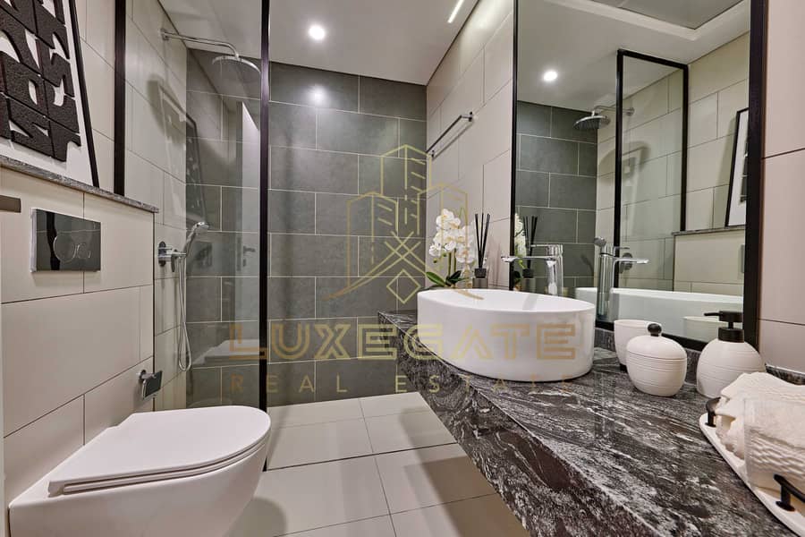 16 Washroom (3). jpg