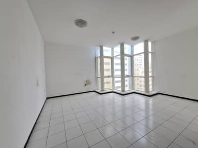 Estudio para en Alquiler en Abu Shagara, Sharjah - 1000433789. jpg
