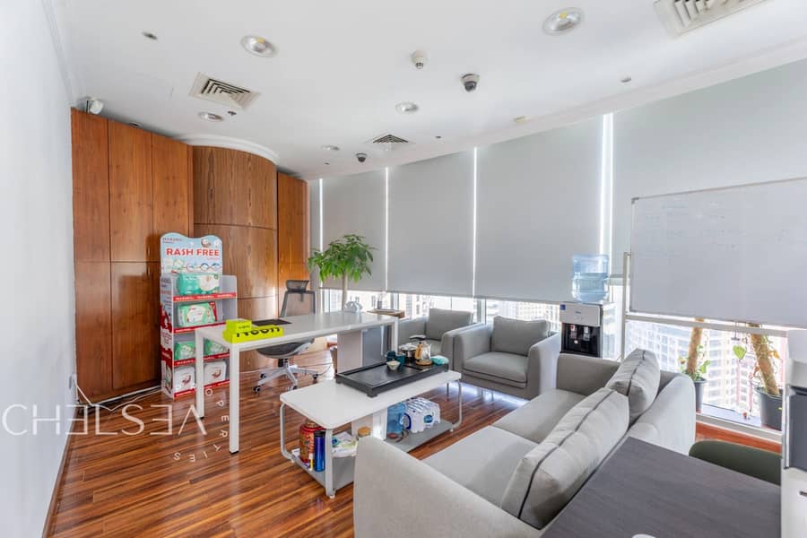 URGENT SALE | CLOSE TO METRO | FITTED OFFICE URGENT SALE | CLOSE TO METRO | FITTED OFFICE