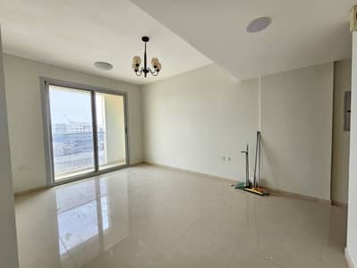 1 habitación Apartamento para en Alquiler en Aljada, Sharjah - 21756. heic