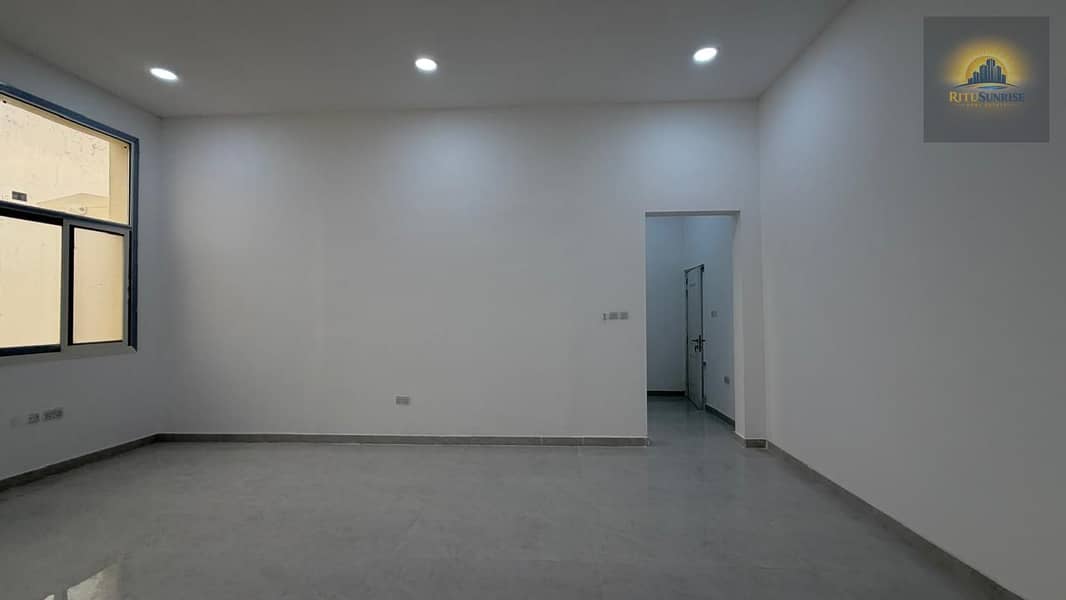 8 389071. jpg