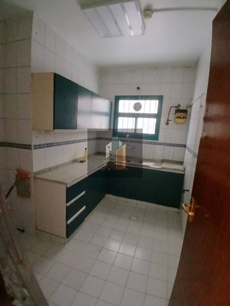 3 91439. jpg