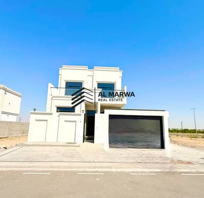 Villa de 4 chambres à à louer à Tilal City, Sharjah - IMG_0121. jpeg Villa de 4 chambres à à louer à Tilal City, Sharjah - IMG_0121. jpeg