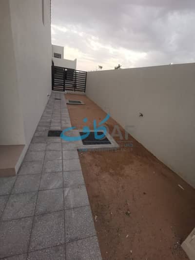 4 Bedroom Townhouse for Sale in Al Tai, Sharjah - 0c51d603-3caf-4c07-bd27-93c9cd688fb0. jpg 4 Bedroom Townhouse for Sale in Al Tai, Sharjah - 0c51d603-3caf-4c07-bd27-93c9cd688fb0. jpg