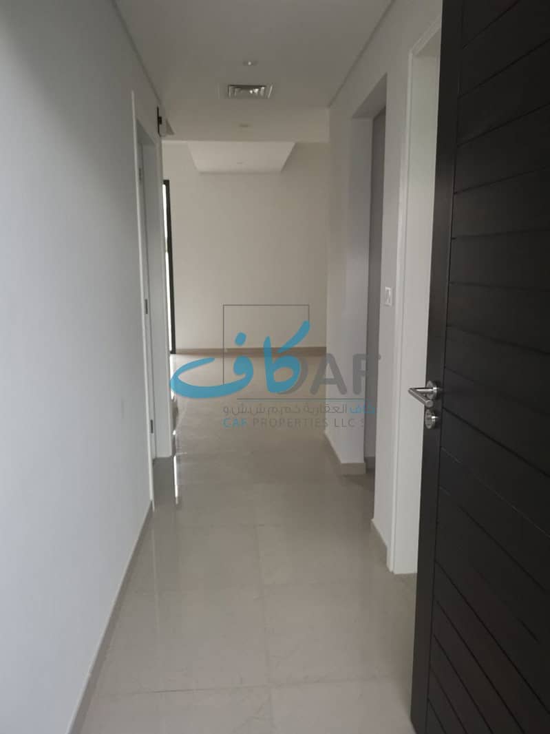 18 232306fb-8886-41dd-bbb6-6af53bbfafd7. jpg