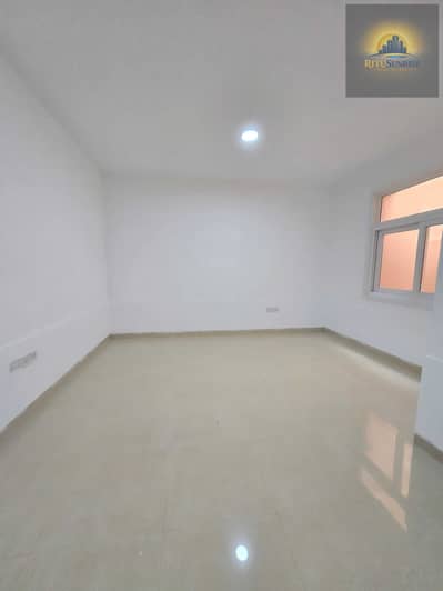 Monolocale in affitto a Al Khalidiyah, Abu Dhabi - 1000116019. jpg