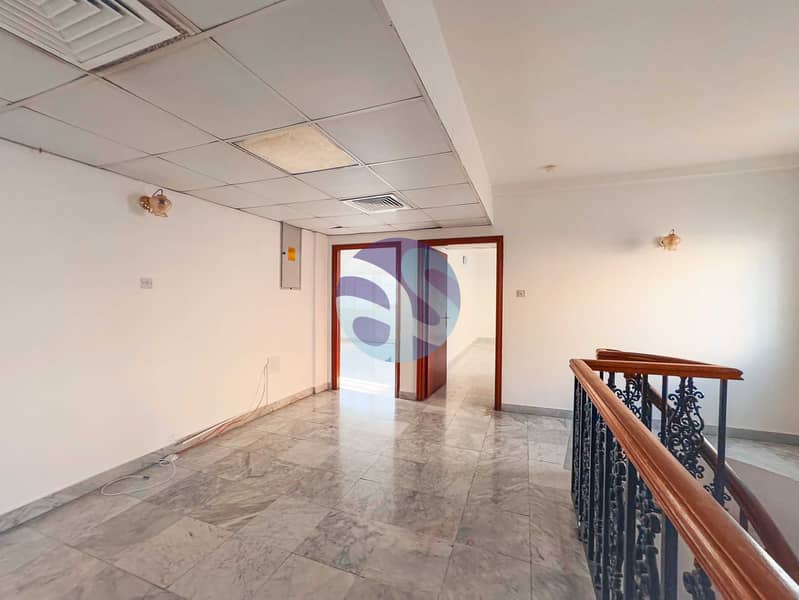 32 IMG_0070. jpg
