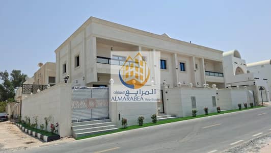 6 Schlafzimmer Villa Compound zum zum Verkauf in Al Fisht, Sharjah - dd74cccb-b020-4954-a0f9-7a18e132c94f. jpeg 6 Schlafzimmer Villa Compound zum zum Verkauf in Al Fisht, Sharjah - dd74cccb-b020-4954-a0f9-7a18e132c94f. jpeg