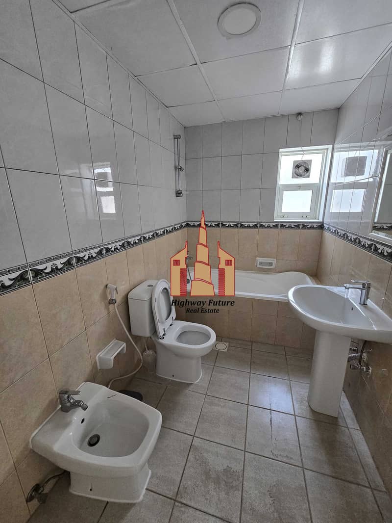 24 51919. jpg