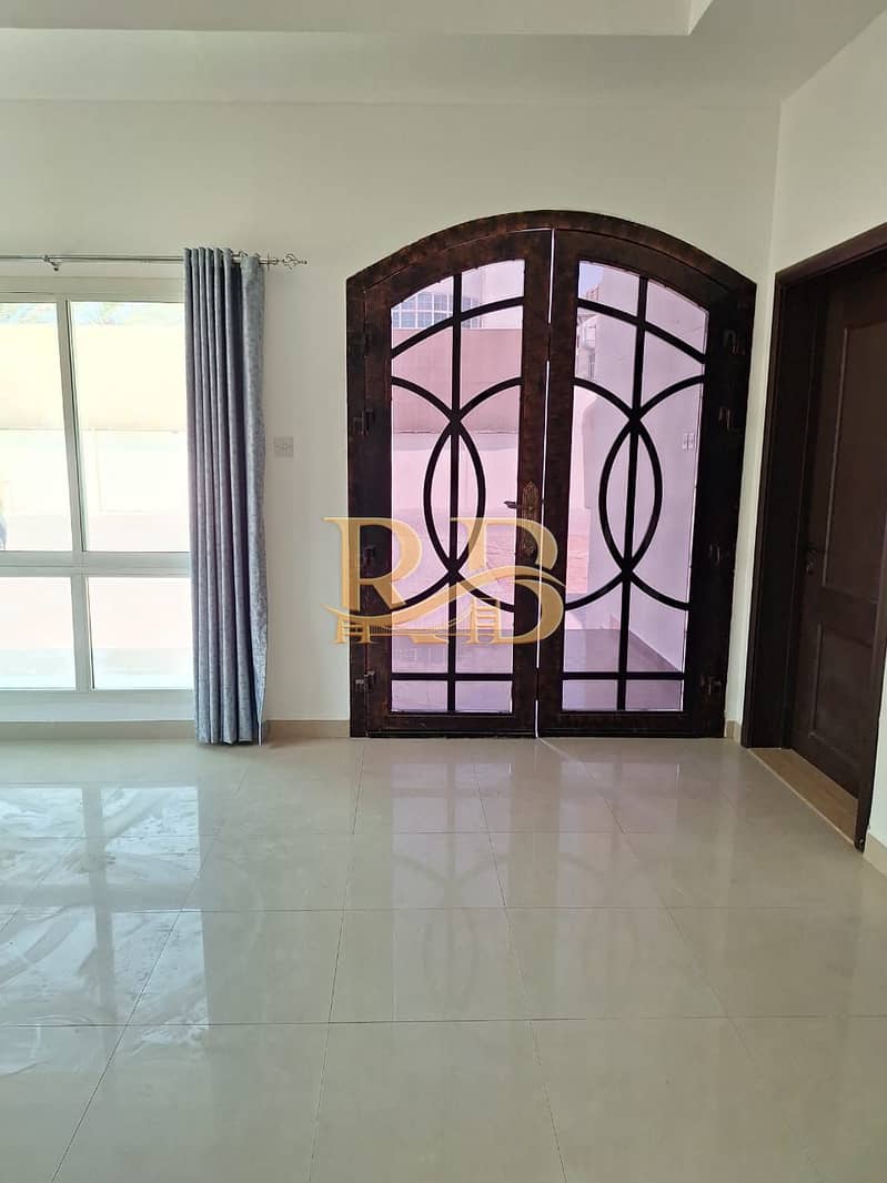 8 Jumeirah Villa (4). jpeg