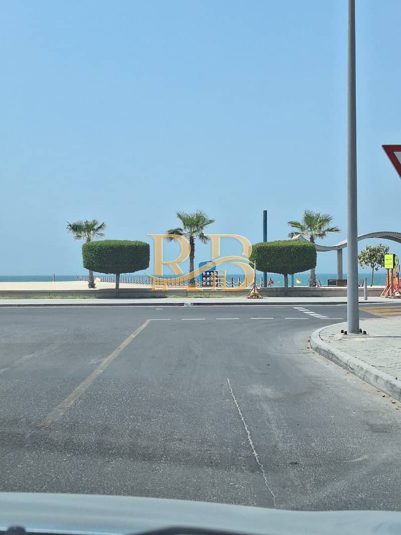 13 Jumeirah Villa (14). jpeg