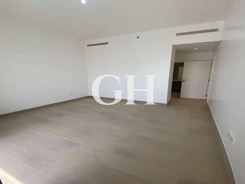 8 p14-Photoroom (1). png