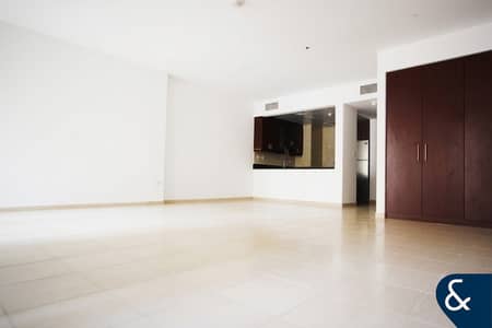 Studio te Huur in Jumeirah Beach Residence (JBR), Dubai - Appartement in Jumeirah Beach Residence (JBR)，Murjan，Murjan 2, 80000 AED - 16266749