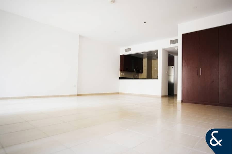 Studio | Unfurnished | White goods provided Studio | Unfurnished | White goods provided