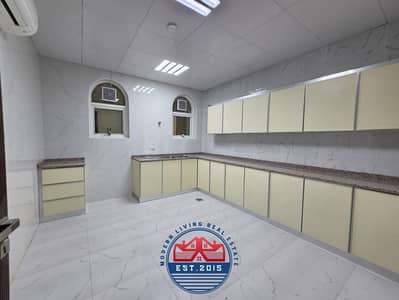 Appartement de 4 chambres à à louer à Al Shamkha, Abu Dhabi - WhatsApp Image 2026-08-22 at 12.55. 29 AM. jpeg Appartement de 4 chambres à à louer à Al Shamkha, Abu Dhabi - WhatsApp Image 2026-08-22 at 12.55. 29 AM. jpeg