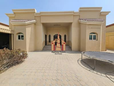 3 Slaapkamers Villa te Huur in Al Ramtha, Sharjah - 101938. jpg 3 Slaapkamers Villa te Huur in Al Ramtha, Sharjah - 101938. jpg