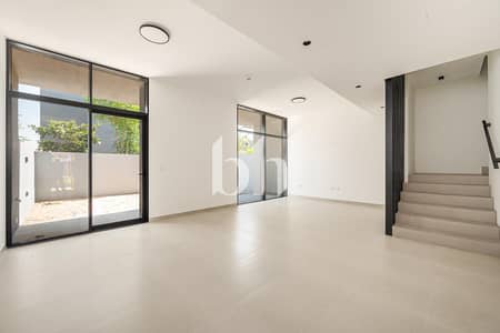 4 Bedroom Townhouse for Sale in Tilal City, Sharjah - jms-5122-edit. jpg 4 Bedroom Townhouse for Sale in Tilal City, Sharjah - jms-5122-edit. jpg