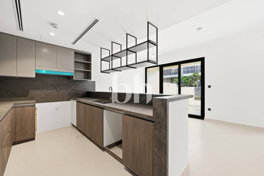 6 images image img