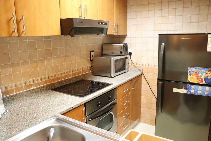 7 KITCHEN. jpeg