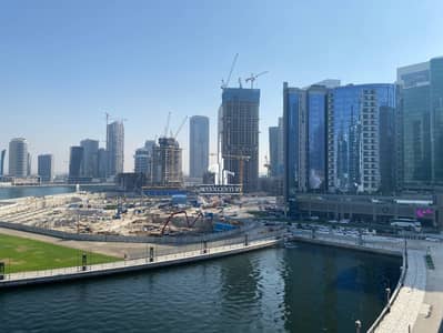 2 Bedroom Apartment for Sale in Business Bay, Dubai - Spacious 2BHK | Prime | Full Canal View | Hot Sell