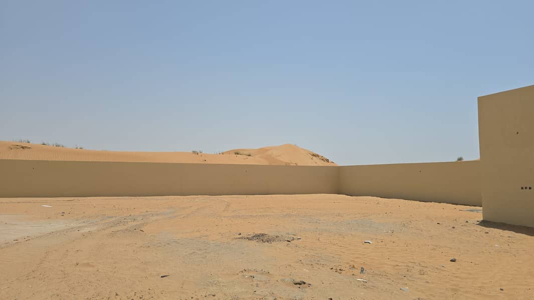 3 10000 sqft land abdulla yousif No Power (9). jpeg