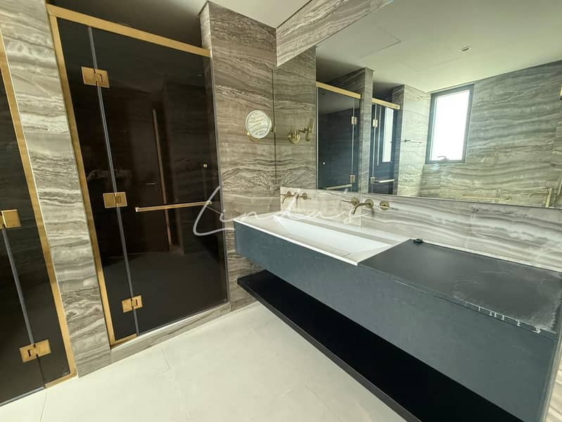 8 images image img
