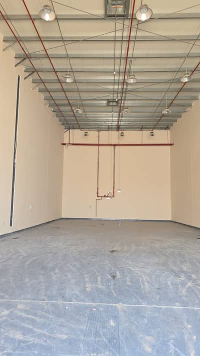 Склад в аренду в Умм Дера, Умм-эль-Кайвайн - wh 2500 sqft d (1). jpg