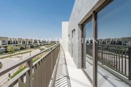 4 habitaciones Townhouse para en Venta en Dubai South, Dubai - Casa adosada en Dubai South,Emaar South,Expo Golf Villas,Expo Golf Villas 2 (Parkside 2), 4 dormitorios, 3000000 AED - 16271224 4 habitaciones Townhouse para en Venta en Dubai South, Dubai - Casa adosada en Dubai South,Emaar South,Expo Golf Villas,Expo Golf Villas 2 (Parkside 2), 4 dormitorios, 3000000 AED - 16271224