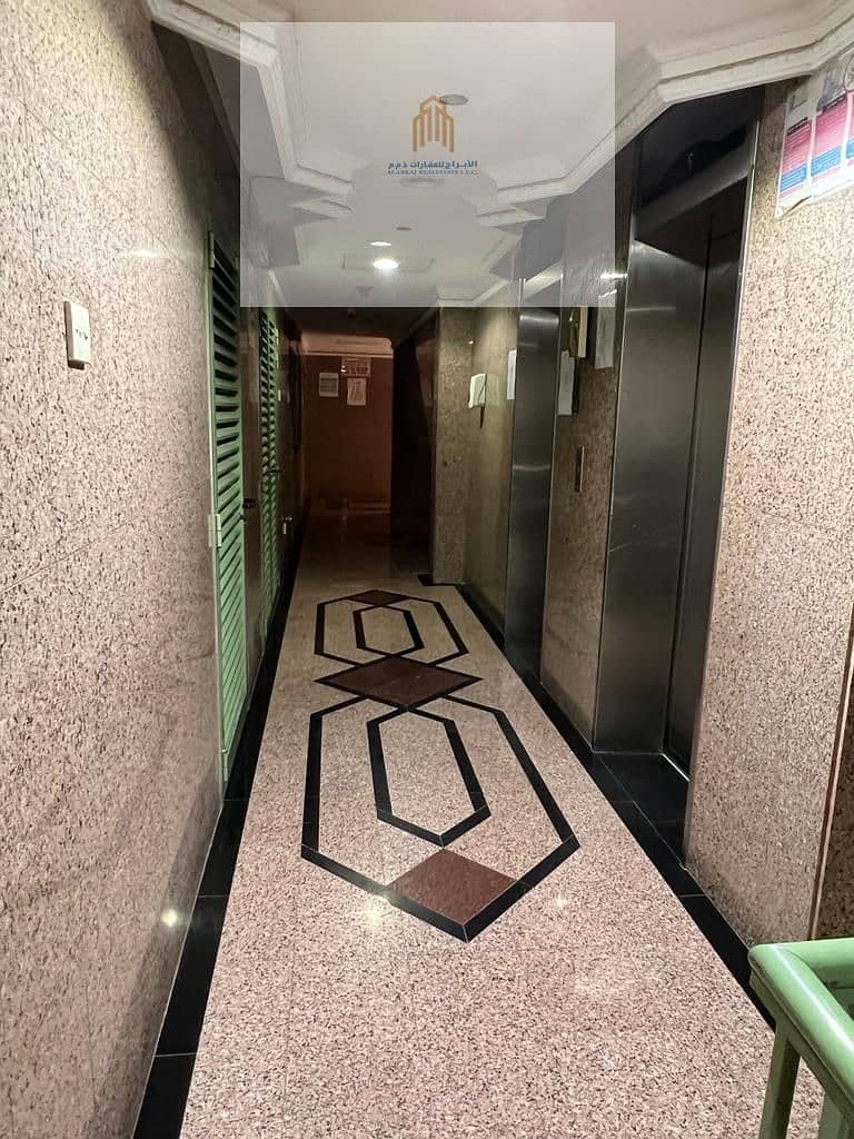 7 44ca045d-2605-4096-aed5-997bbb0c1bd8. jpg