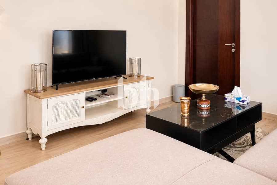 8 images image img