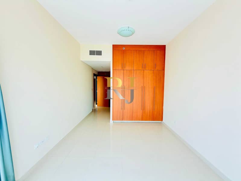 9 51fadeb9-5910-4d5e-b5f2-db1eafff7e91. jpg