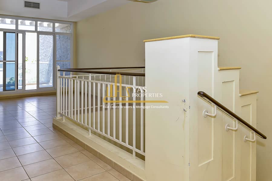 9 3 BR MODERN TOWNHOUSE END-11. jpg