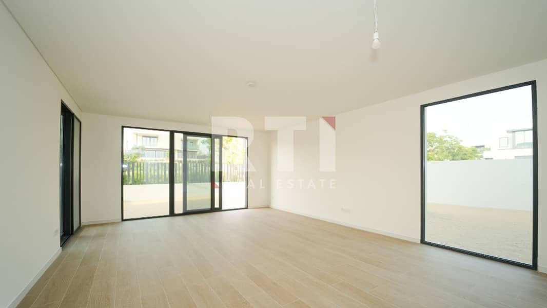 Corner Unit | Close to Pool and Park |Brand New Corner Unit | Close to Pool and Park |Brand New
