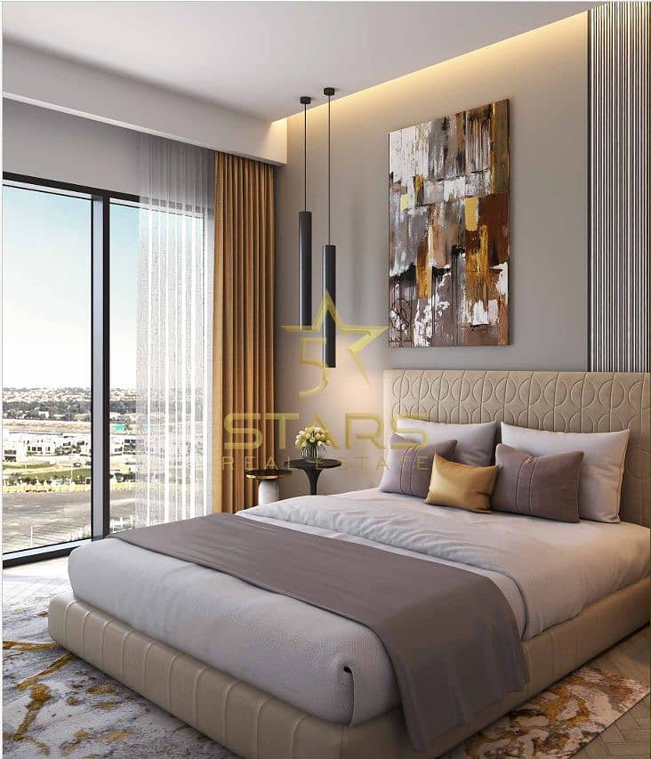 2 GOLF GREEN BEDROOM. png