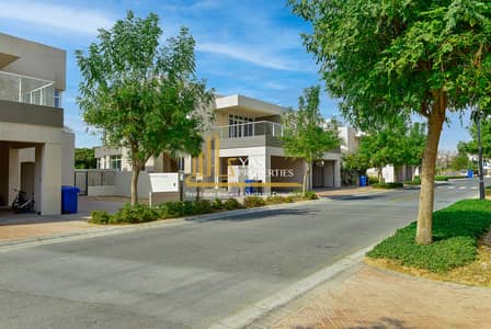 4 Schlafzimmer Villa zum zur Miete in Dubai Silicon Oasis (DSO), Dubai - 4 BR MOD TH-14. jpg