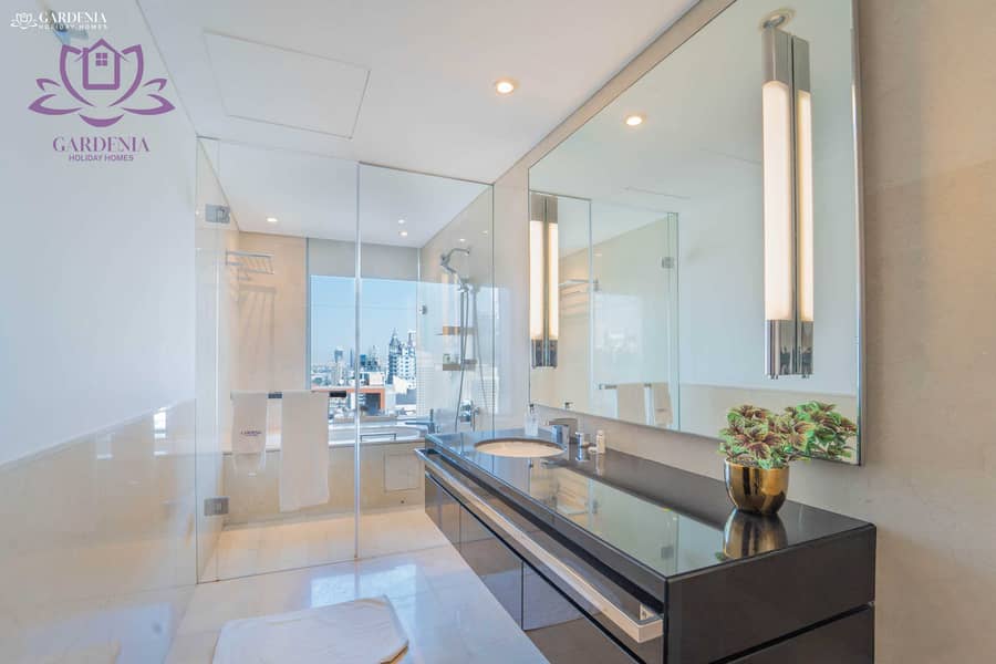 12 Bath 1 3. jpg
