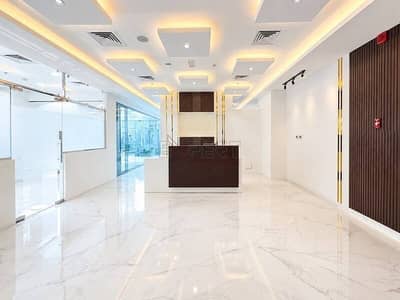Office zum zur Miete in Business Bay, Dubai - Image 1
