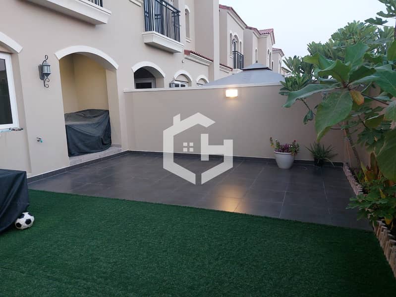 18 Private-Garden-PIC2. jpeg