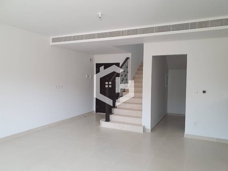 3 HALL-PIC2. jpeg
