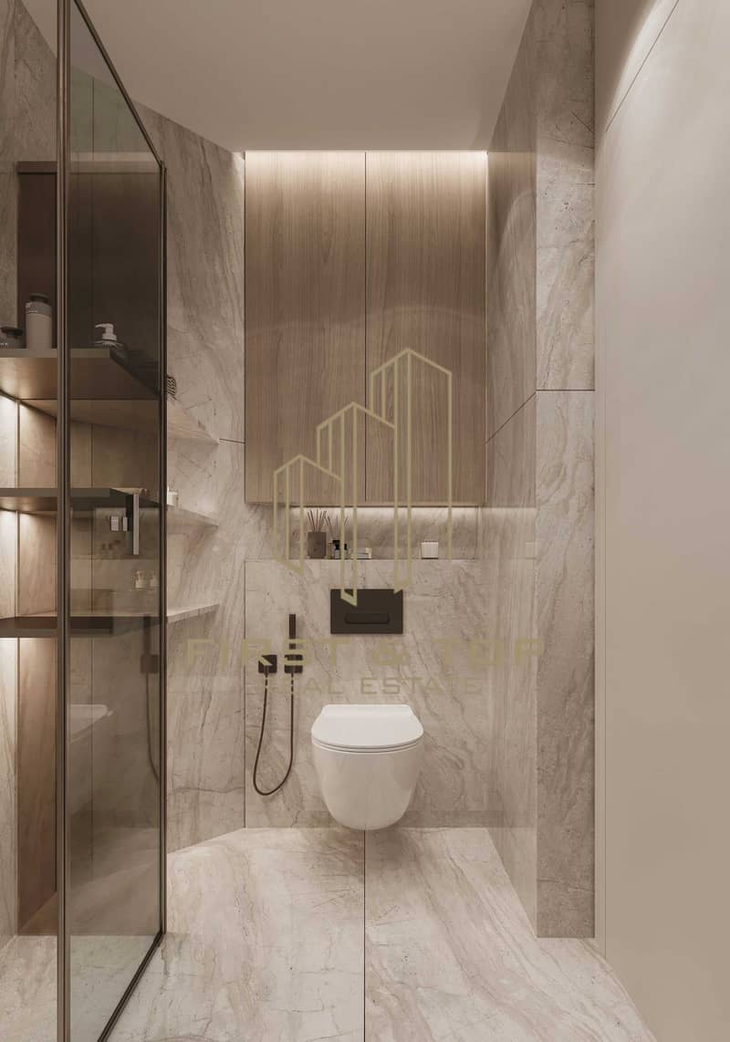 18 STUDIO BATHROOM. jpg