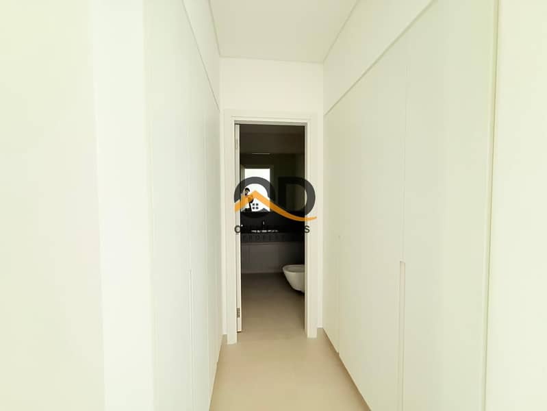 35 11011. jpg