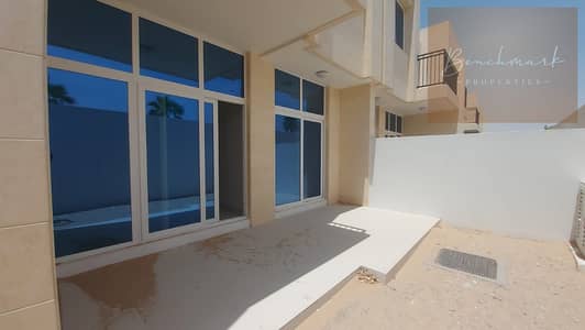 4 Bedroom Townhouse for Sale in DAMAC Hills 2 (Akoya by DAMAC), Dubai - Below Market Price | Near Pool | 4 separate BR 4 Bedroom Townhouse for Sale in DAMAC Hills 2 (Akoya by DAMAC), Dubai - Below Market Price | Near Pool | 4 separate BR