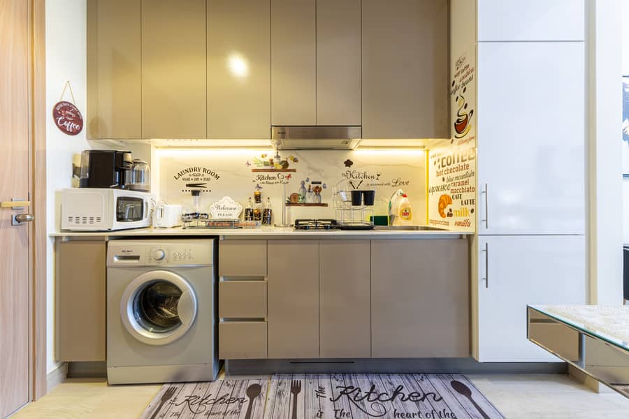 15 Kitchen 3. jpg