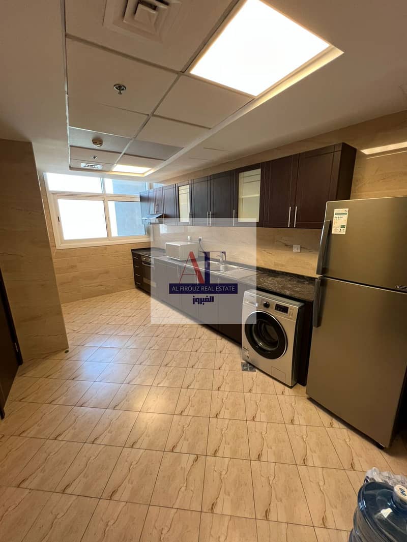 2 bd28b57f-017e-4026-ad13-2a3bf21e71d3. jpg