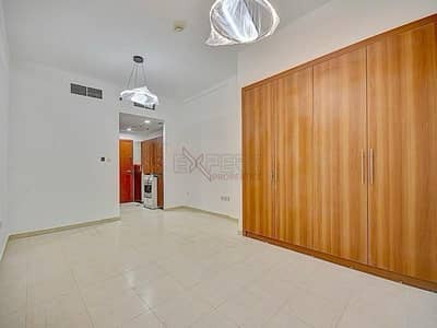 Studio zum zum Verkauf in Dubai Land Residence Complex (DLRC), Dubai - Image 1