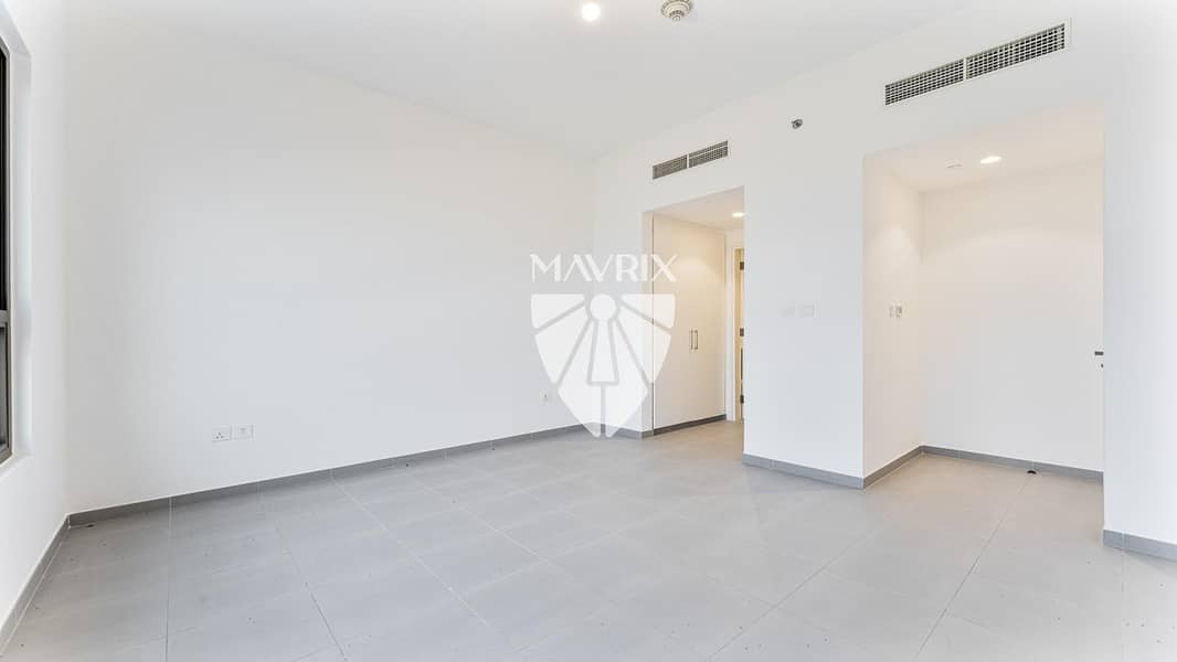 8 Image 8