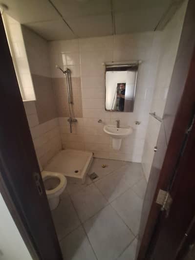 Appartement de 3 chambres à à louer à Al Qasimia, Sharjah - WhatsApp Image 2026-08-23 at 6.09. 34 PM (1). jpeg Appartement de 3 chambres à à louer à Al Qasimia, Sharjah - WhatsApp Image 2026-08-23 at 6.09. 34 PM (1). jpeg