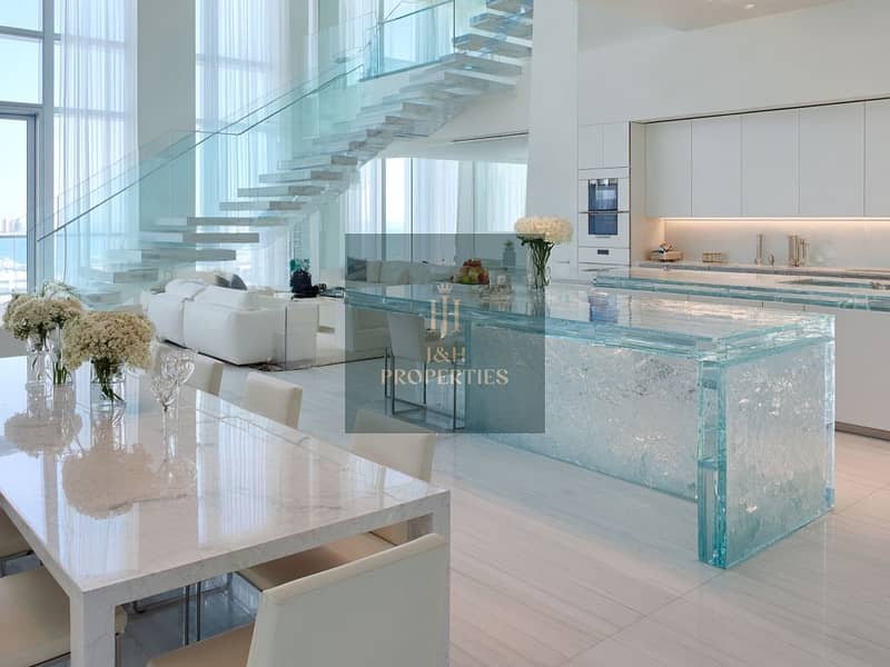 4 Major_Development_Wide-angle_duplex_kitchen_showing_full_spat_e080639d-7c7e-4814-aedd-a2260b79a87c_1. png
