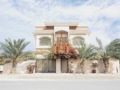 Villa de 5 chambres à à louer à Al Fisht, Sharjah - 105745. jpg Villa de 5 chambres à à louer à Al Fisht, Sharjah - 105745. jpg