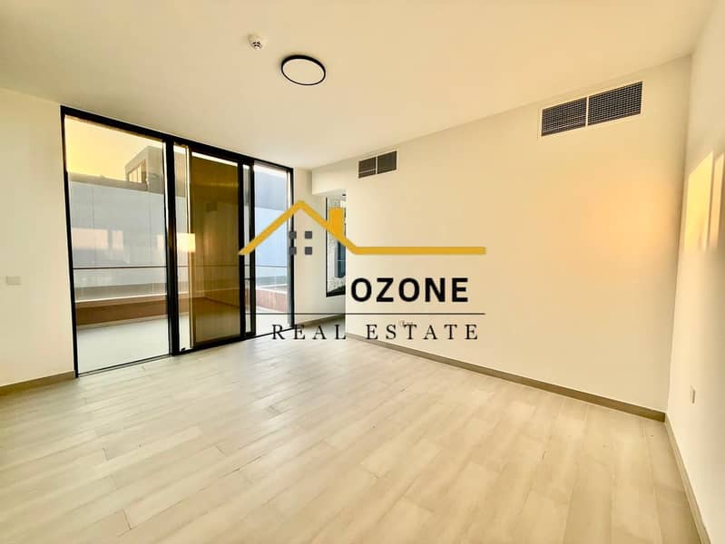 15 c5a374ec-d78e-4ac8-9aed-3ef9b88c1e2c. jpeg